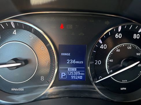Used 2019 Nissan Armada SL w/ Premium Package AWD/4WD image 30