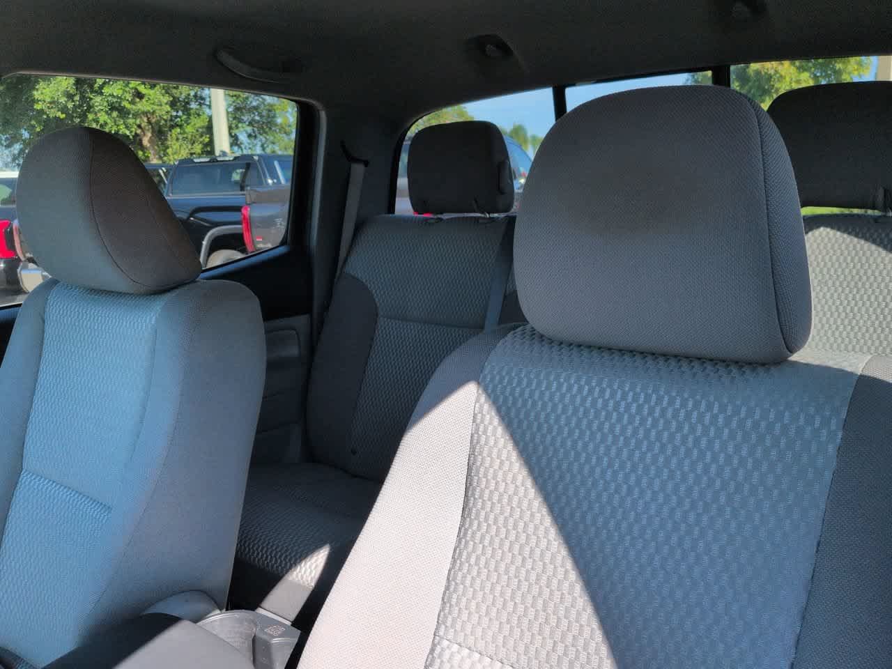 Used 2015 Toyota Tacoma PreRunner w/ SR5 Package RWD image 8