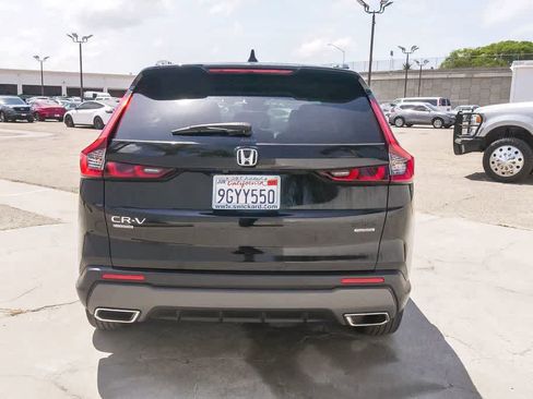 Used 2023 Honda CR-V Sport Touring image 8