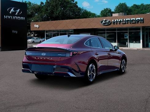 Certified 2025 Hyundai Sonata SEL FWD image 7