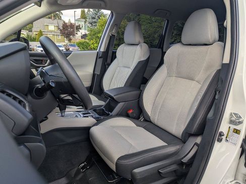 Used 2022 Subaru Forester Limited AWD/4WD image 22