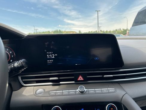 Used 2023 Hyundai Elantra SEL w/ Convenience Package FWD image 44