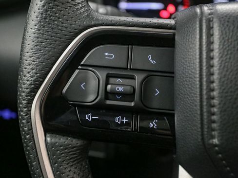 Used 2022 Toyota Tundra Limited AWD/4WD image 32