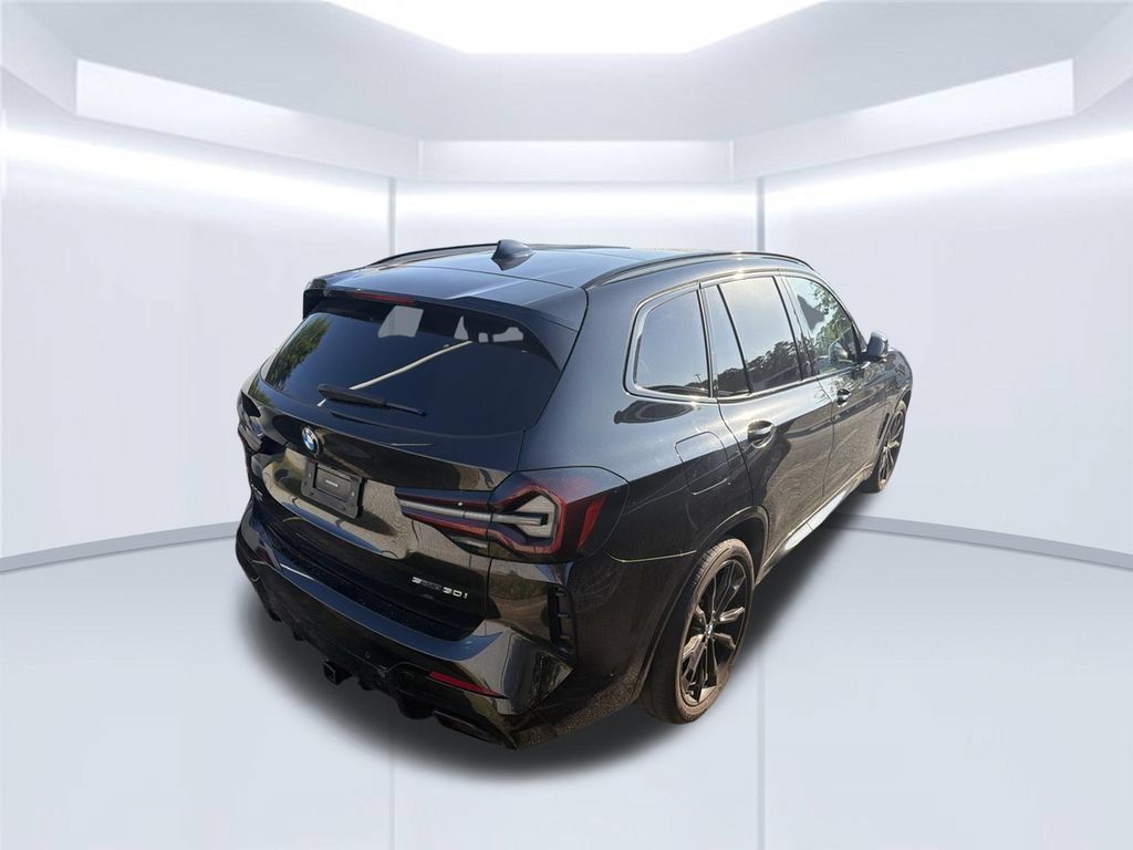 Used 2023 BMW X3 sDrive30i w/ M Sport Package RWD image 3