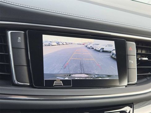 Used 2020 Buick Enclave Essence w/ Sport Touring Edition image 29