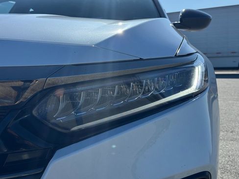 Used 2022 Honda Accord Sport image 14