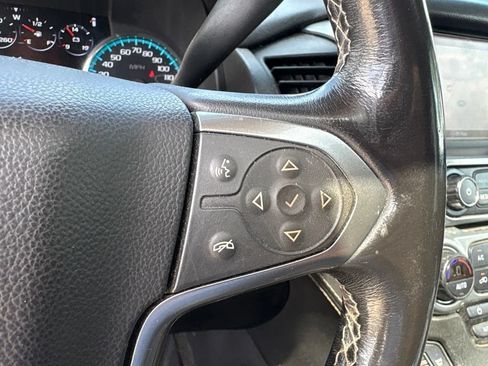 Used 2016 Chevrolet Suburban LTZ RWD image 23