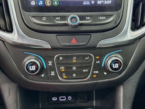Used 2021 Chevrolet Equinox LT FWD image 24