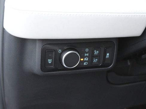 Used 2023 Ford Mustang Mach-E Premium image 24