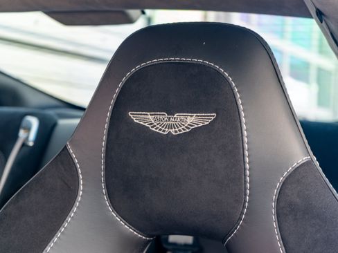 Used 2014 Aston Martin Vanquish Coupe RWD image 5