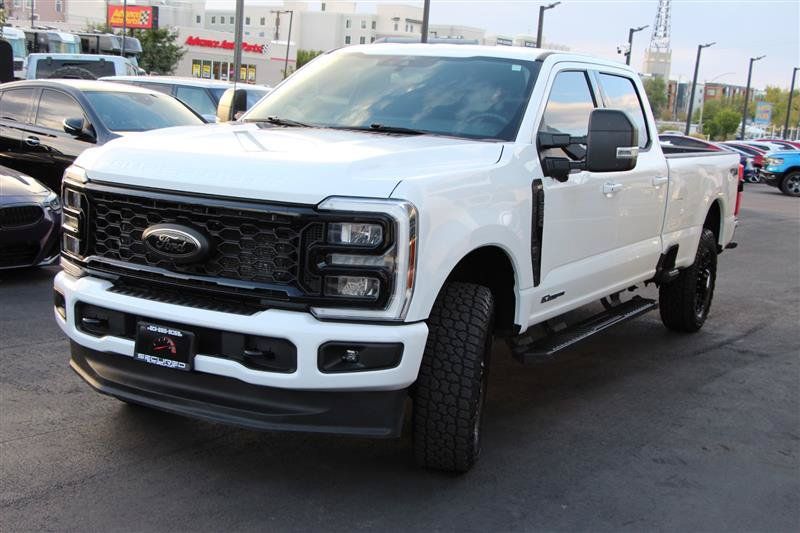 Used 2025 Ford F250 XLT w/ Black Appearance Package AWD/4WD image 3