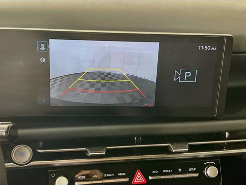 Certified 2025 Hyundai Tucson SEL AWD/4WD image 14
