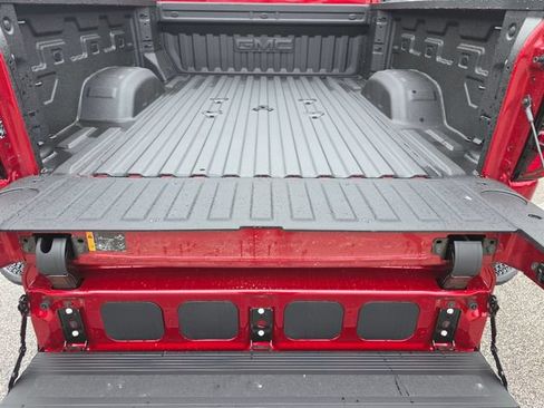 New 2026 GMC Sierra 2500 SLT w/ SLT Premium Package AWD/4WD image 24