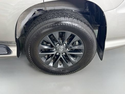 Used 2022 Lexus GX 460 Premium w/ Premium Package AWD/4WD image 25