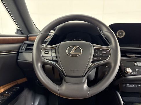 Used 2023 Lexus ES 350 w/ Premium Package image 20