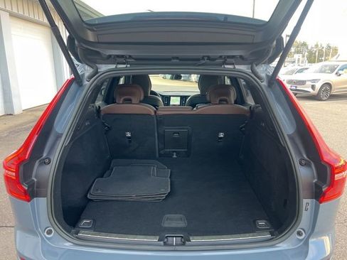 Certified 2023 Volvo XC60 B5 Plus image 23