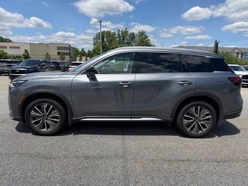 Certified 2026 INFINITI QX60 Luxe w/ Cargo Package AWD/4WD image 4