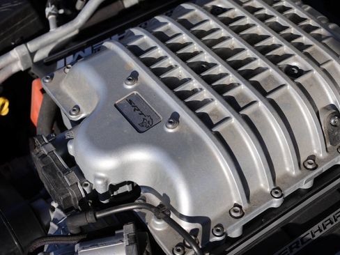 Used 2021 Dodge Charger SRT Hellcat image 12