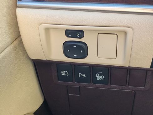 Used 2017 Lexus ES 350 image 21