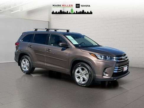 Certified 2017 Toyota Highlander Limited image 7