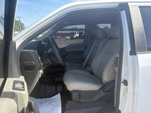 Used 2019 Ford F150 XL w/ Equipment Group 101A Mid RWD image 11