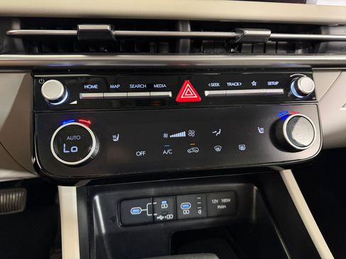 Used 2025 Hyundai Tucson SEL AWD/4WD image 15