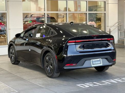 New 2026 Toyota Prius LE image 9