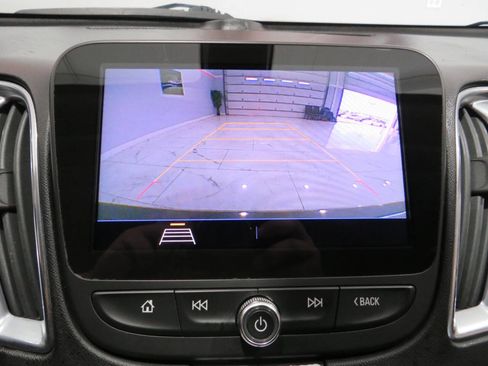 Used 2020 Chevrolet Malibu LT image 18