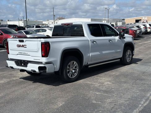 New 2026 GMC Sierra 1500 Denali w/ Technology Package AWD/4WD image 3