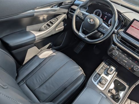 Used 2025 INFINITI QX60 Luxe AWD/4WD image 9