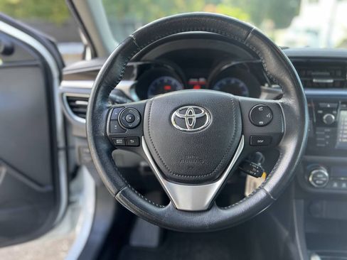 Used 2014 Toyota Corolla S FWD image 17