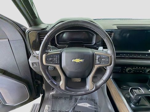 Used 2023 Chevrolet Silverado 1500 High Country AWD/4WD image 35