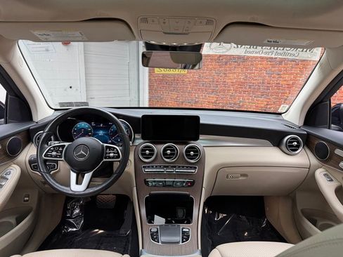 Certified 2022 Mercedes-Benz GLC 300 GLC 300 image 12