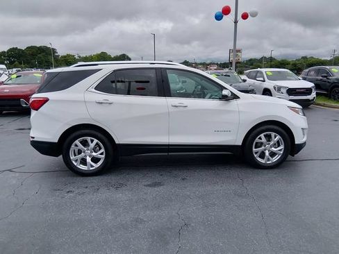 Used 2021 Chevrolet Equinox Premier FWD image 2