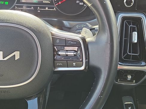 Used 2022 Kia Sorento SX w/ Panoramic Sunroof Package image 19