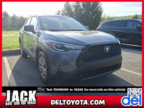 Certified 2024 Toyota Corolla Cross L image 1