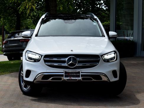 Used 2021 Mercedes-Benz GLC 300 300 4MATIC Premium Pkg Panoram image 7
