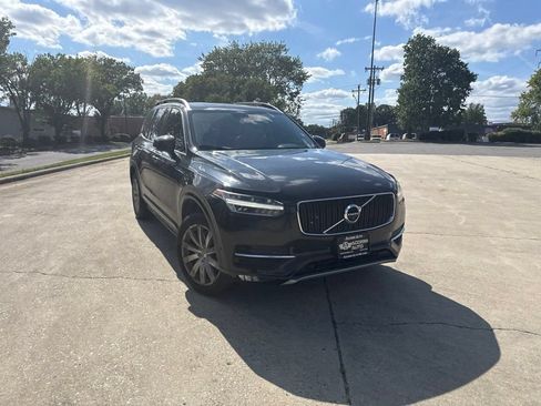 Used 2017 Volvo XC90 T6 Momentum w/ Vision Package AWD/4WD image 4