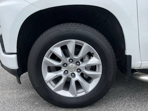 Used 2021 Chevrolet Silverado 1500 Custom RWD image 4