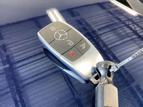 Used 2021 Mercedes-Benz GLS 450 GLS 450 image 13