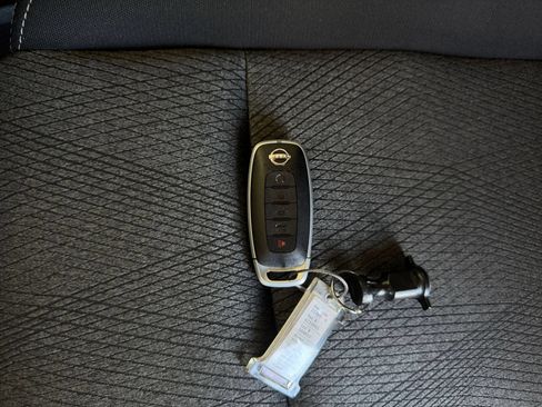Used 2026 Nissan Rogue SV AWD/4WD image 21