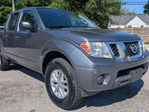Used 2016 Nissan Frontier SV AWD/4WD image 8