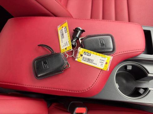 Used 2023 Lexus IS 350 F Sport RWD image 35