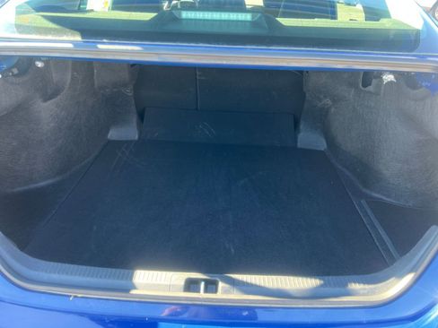 Used 2025 Toyota Camry LE image 31