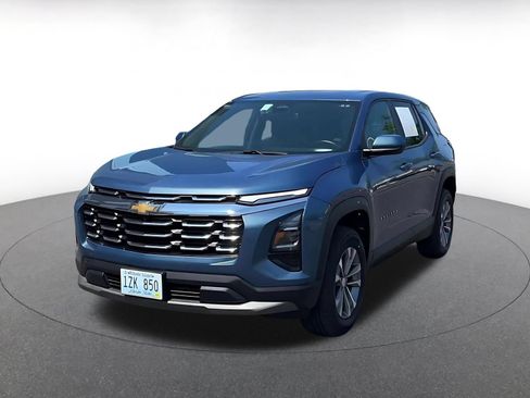 Used 2025 Chevrolet Equinox LT FWD image 6