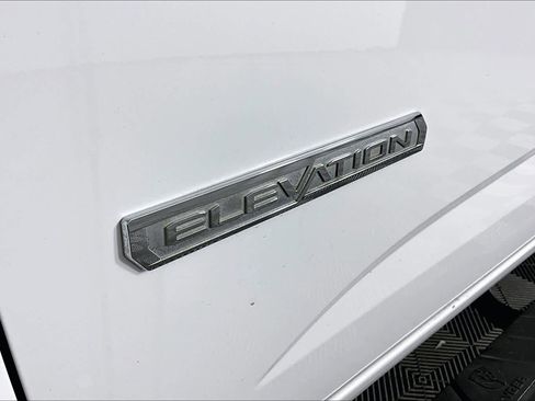 Used 2022 GMC Canyon Elevation w/ Trailering Package image 9