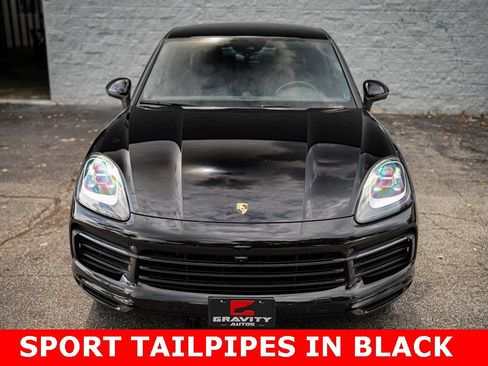 Used 2023 Porsche Cayenne Coupe w/ Premium Package image 5