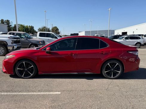 Used 2019 Toyota Camry XSE FWD image 2