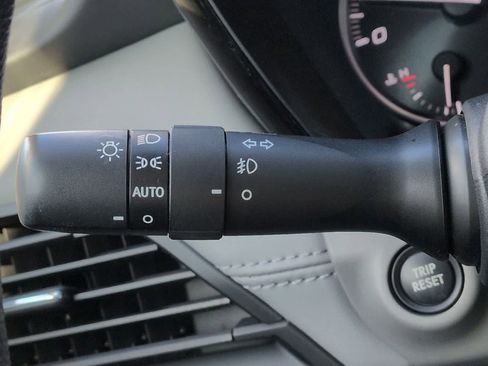 Certified 2022 Subaru Outback Premium image 29