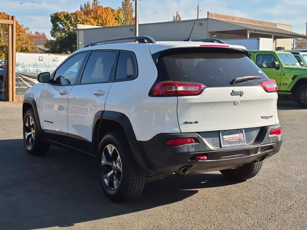 Used 2015 Jeep Cherokee Trailhawk w/ Comfort/Convenience Group AWD/4WD image 5